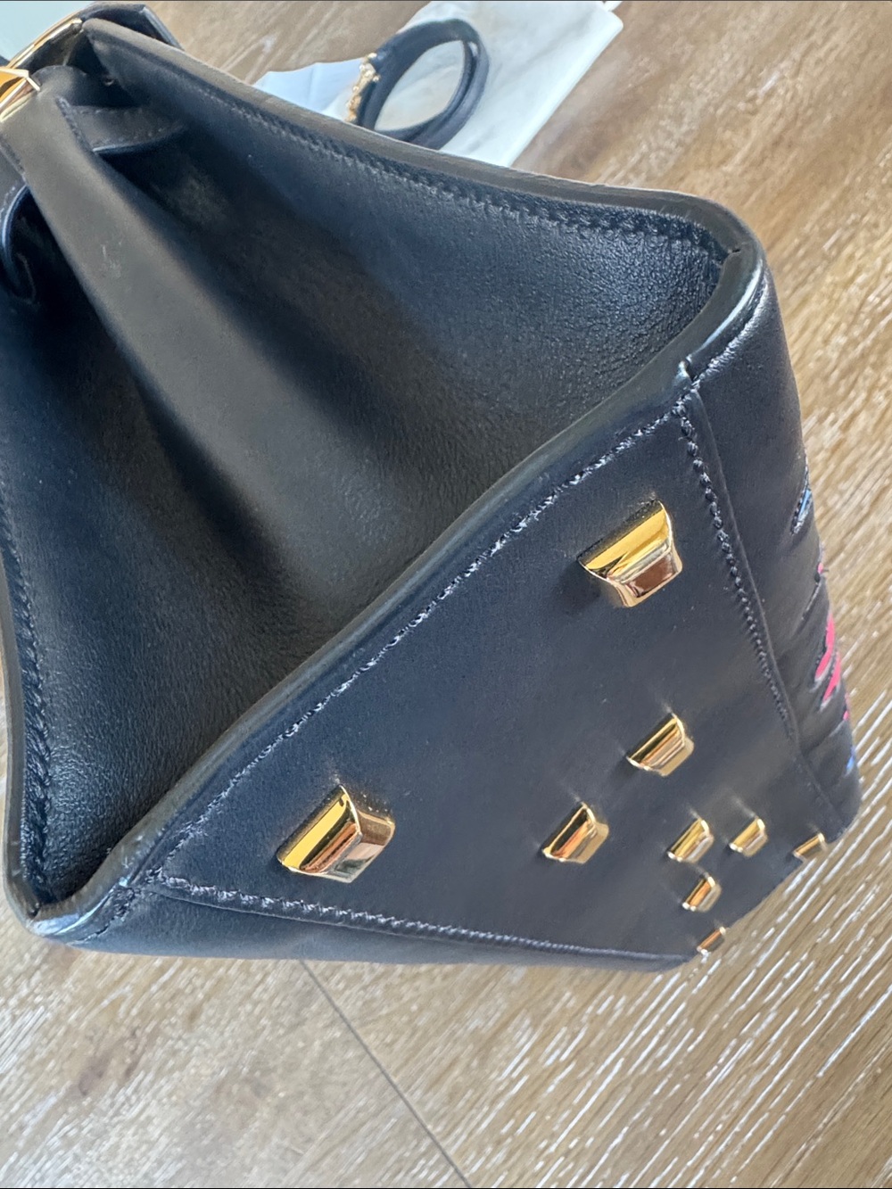 Runway Valentino Rockstud Butterfly Bag - Picture 11 of 17